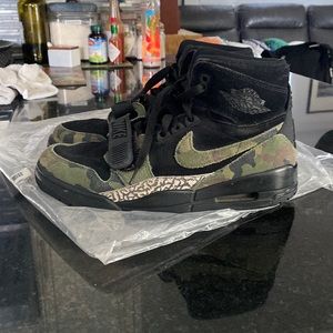 Nike Air Jordan size 8.5 pre-owned